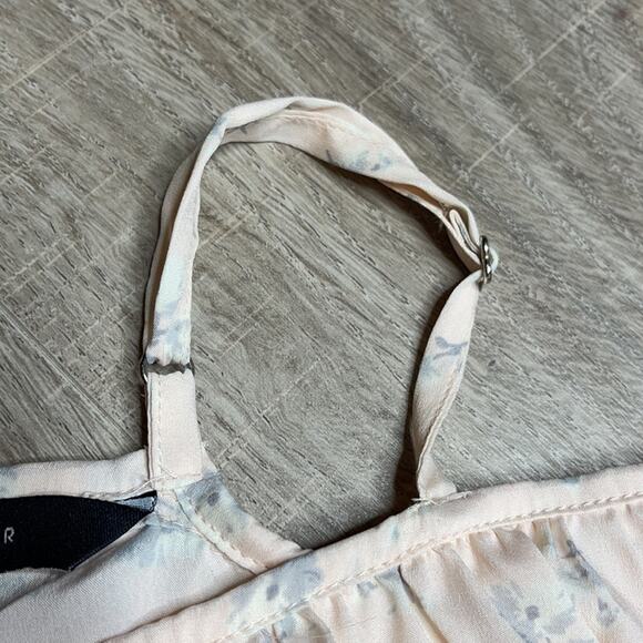 Walter Baker Cold Shoulder Top Blush Floral Blouse Women's Size XS - Picture 3 of 8